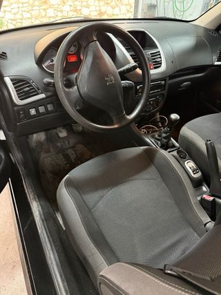 Peugeot 206+  2009