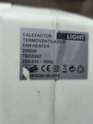 Calefactor eléctrico blanco