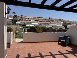 Casa adosada en alquiler en El Faro de Calaburra - Chaparral en Mijas