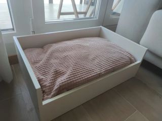 Cama para perro LURVIG Ikea blanca