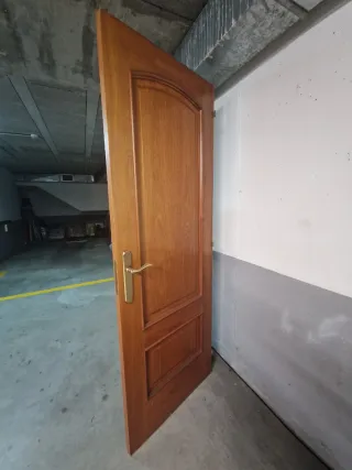 Puerta madera maciza 2,01m x 72cm