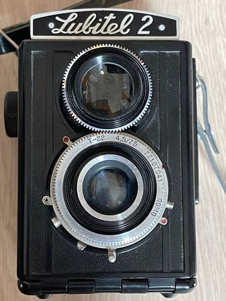 Cámara TLR Lubitel 2