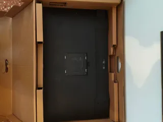 Monitor Dell P2719HC - Schermo rotto