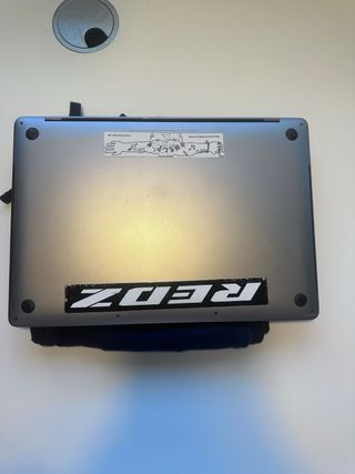 MacBook Pro 15 A1990 Plata