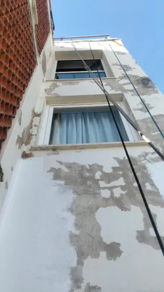 Técnico vertical y espacios confinados