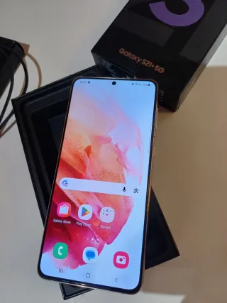 Samsung Galaxy S21+ 5G morado