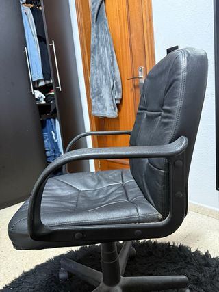 Silla de escritorio negra