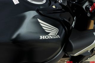 HONDA CB 650 R E-CLUTCH ¿A2? GARANTÍA OFICIAL