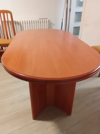 Mueble modular y mesa comedor