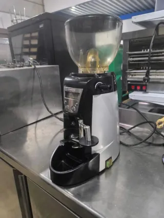 Molinillo de café faema automático