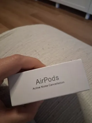 Auriculares inalámbricos blancos