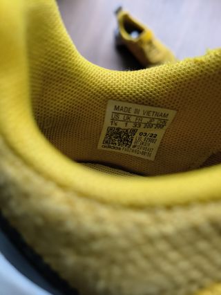 Zapatillas Adidas Lego Amarillas