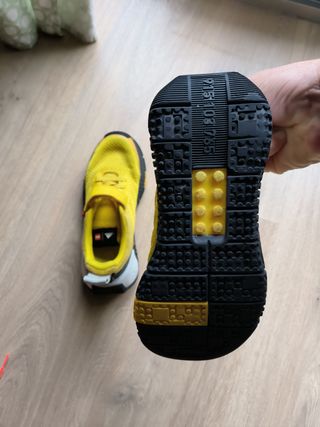 Zapatillas Adidas Lego Amarillas