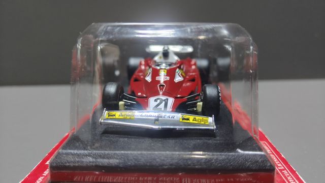 Modellino Ferrari 312 T2 1977 1/43