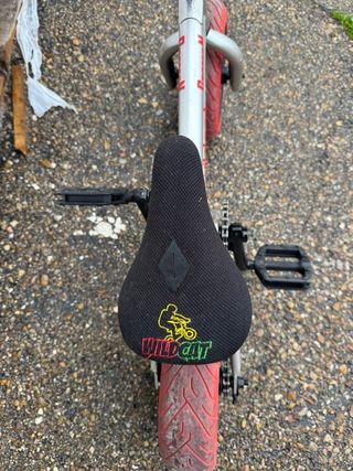 Mini BMX Wildcat Plata y Roja