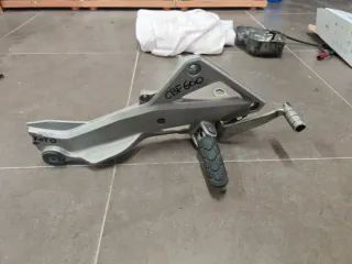 ♻️Reposapiés Honda CBF 600♻️