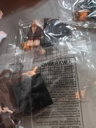 Figuras superhéroes estilo Playmobil