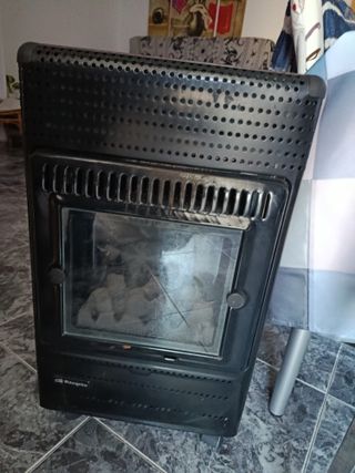 Estufa a gas negra