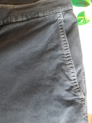 Pantalón chino azul