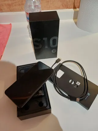 Samsung Galaxy S10e Negro