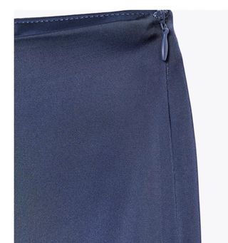 Pantalón satinado Zara color azul noche