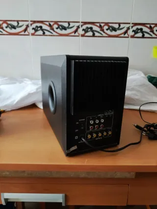 Equipo Sonido 5.1 Subwoofer + 4 Satélites