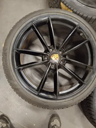 Llantas Porsche 992 21"