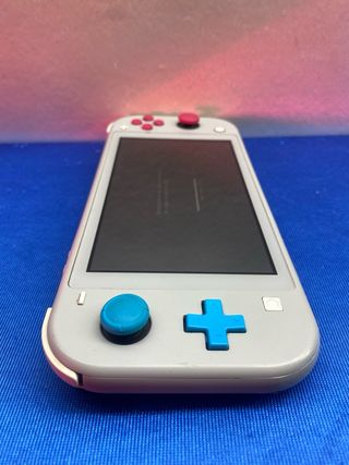 NINTENDO SWITCH LITE POKEMON ZACIAN & ZAMAZENTA