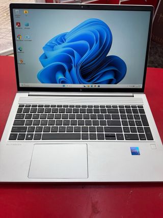 HP Elitebook 650 G10 i7 32GB RAM 512GB SSD