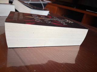 La guerra de las dos reinas. De Sagre y cenizas 4