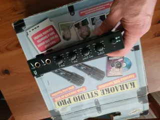 Karaoke Studio Pro Negro