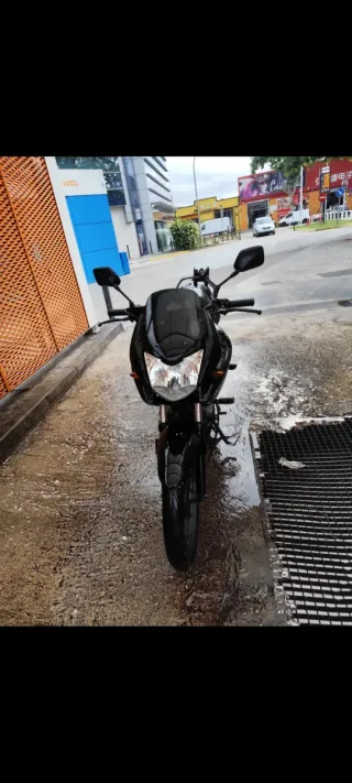 Honda CBF 125 Negra
