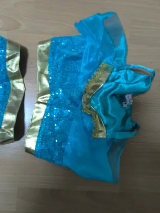 Lote 3 disfraces de princesas en perfecto estado