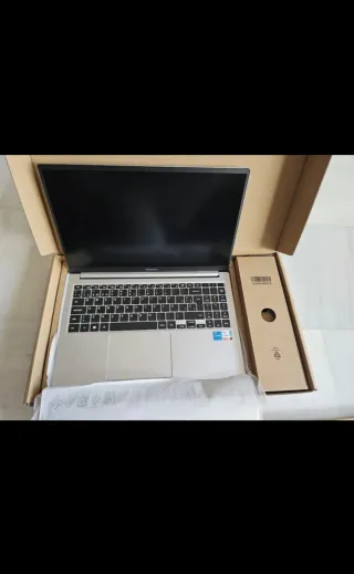 Portátil Huawei Nuevo