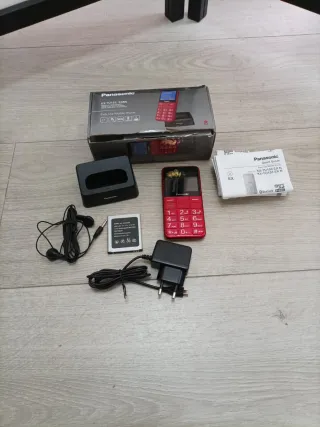 Panasonic KX-TU155EXRN Teléfono Móvil para Mayores