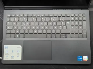 Dell i5-1235U 15,6 FHD 120Hz 16 512gb SSD Win 11