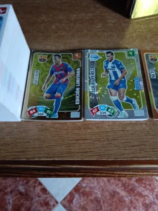 Caja Panini Adrenalyn XL LaLiga 2023-24