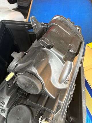 Faro Izquierdo Renault Clio