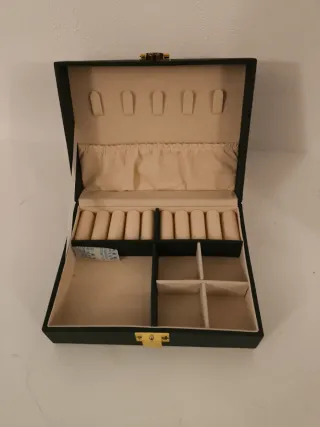 Portagioie verde con interno beige