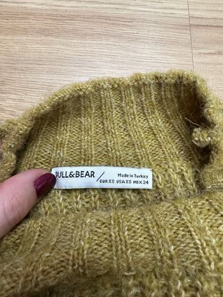 Jersey mostaza Pull&Bear talla XS