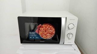 Microondas Cecotec 20L 700W