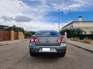 Volkswagen Passat – 2.0 TDI 140 CV