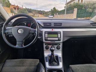 Volkswagen Passat – 2.0 TDI 140 CV