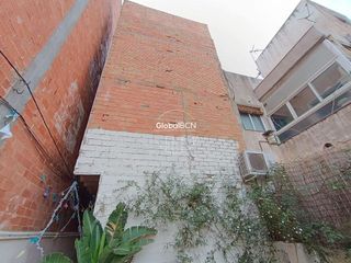Edificio en venta en Riera en Cornellà de Llobregat