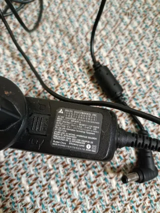 Cargador Acer modelo ADP-40TH A / N17908 V85