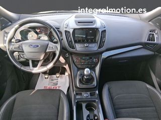 Ford Kuga 2.0 TDCi 110kW 4x4 A-S-S ST-Line