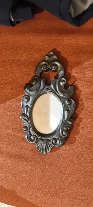 Espejo decorativo ovalado