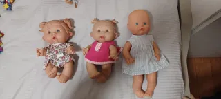 Lote de 3 muñecas bebé con ropa