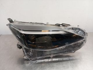 FARO DERECHO TOYOTA YARIS CROSS M15A KOITO 0D312