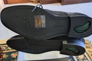 Scarpe Derby scamosciate uomo taglia 41